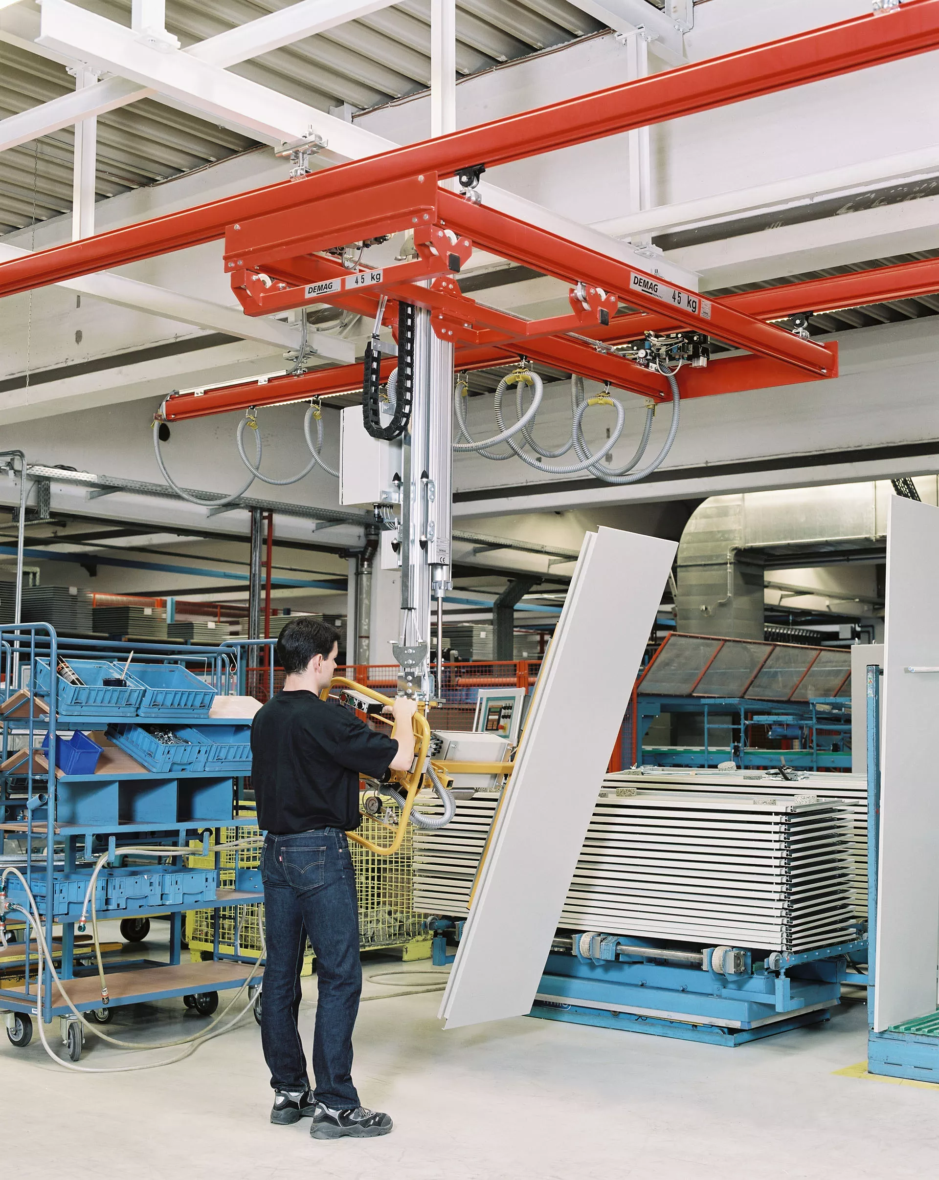 KBK cranes for manipulators