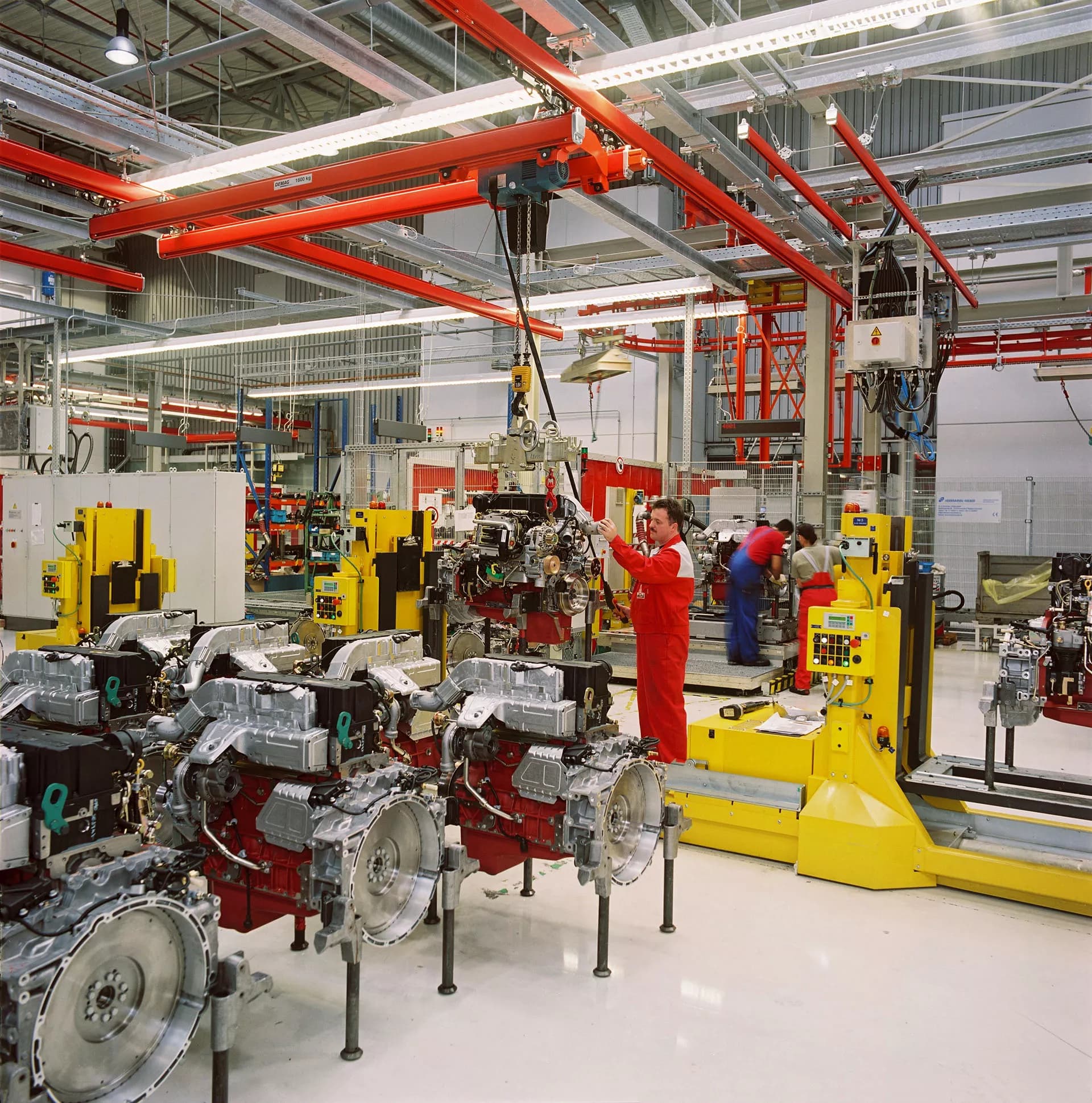 KBK single-girder suspension cranes