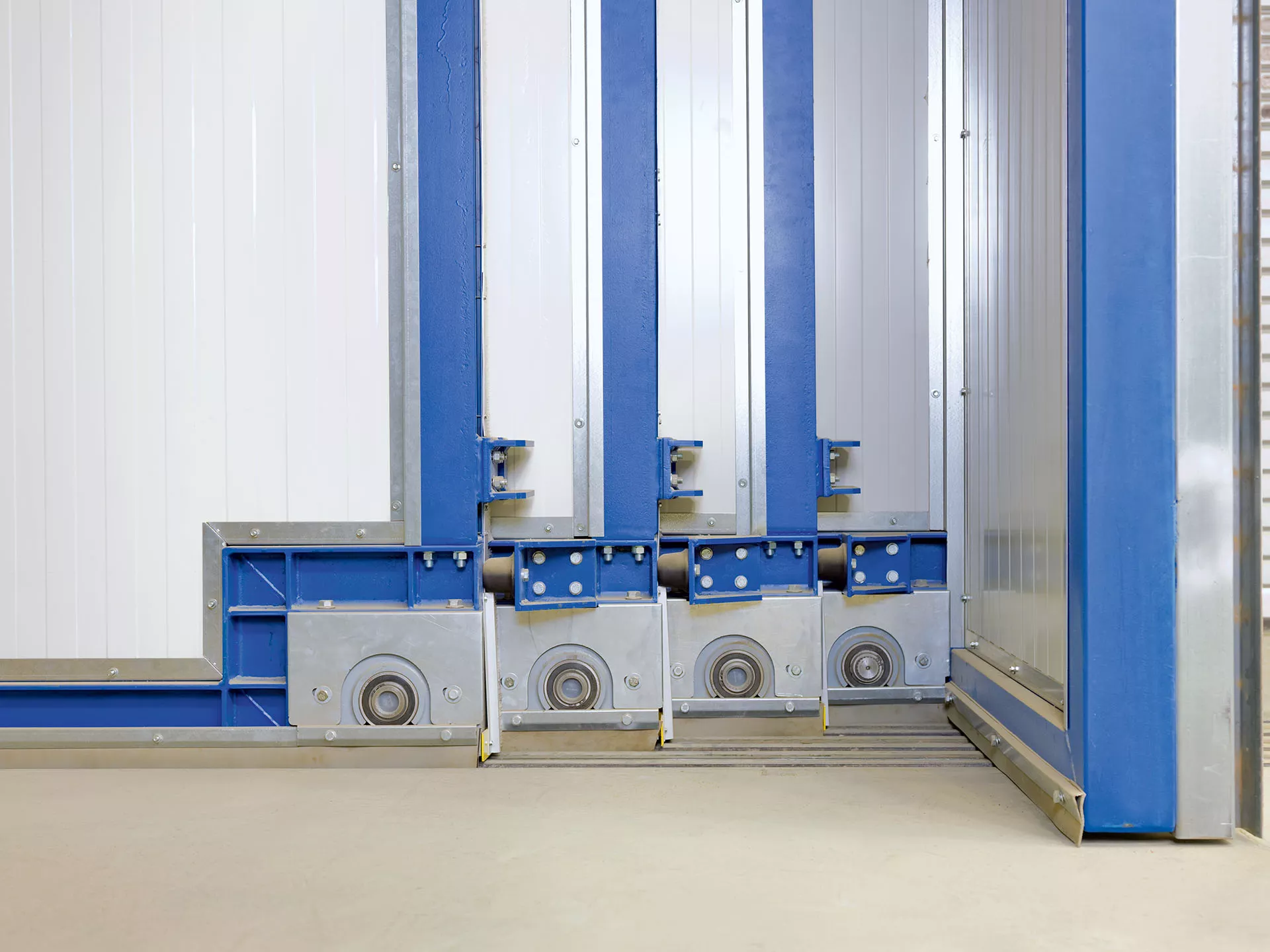 LRS travel wheel system