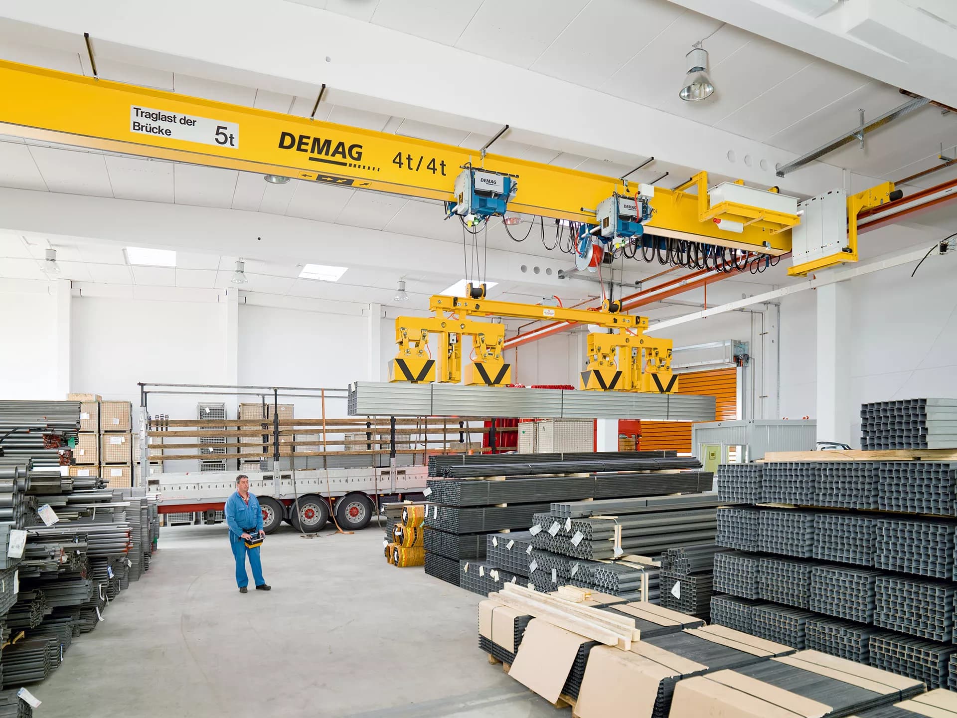 Magnetic spreader system